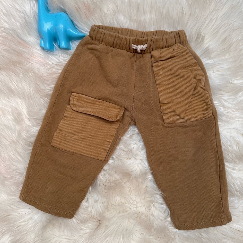 ZARA Kids Tan Cargo Pants size 12-18M